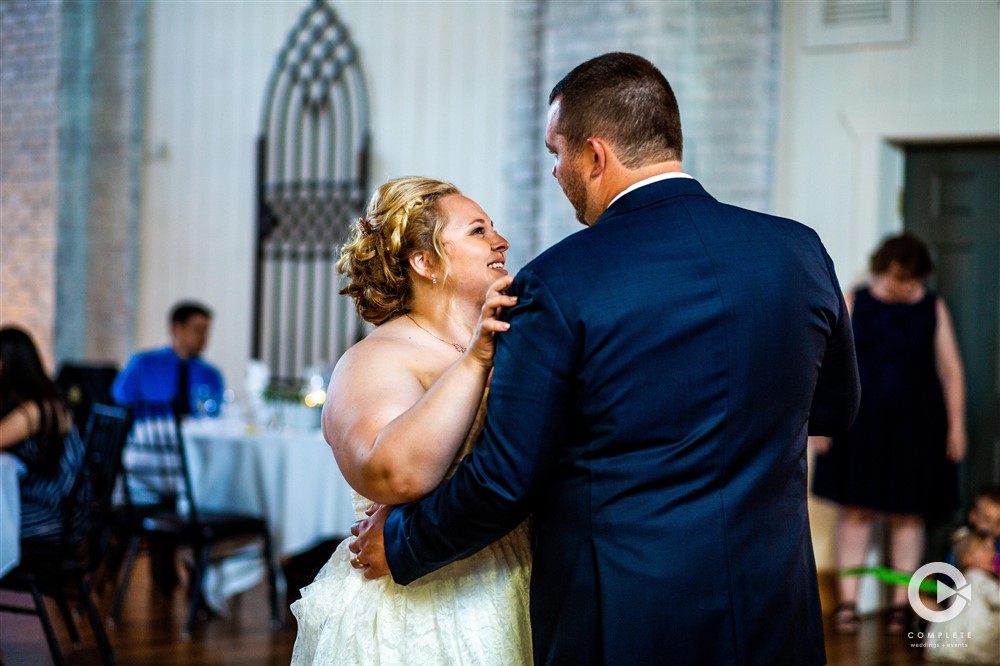 gaze into your lovers eyes